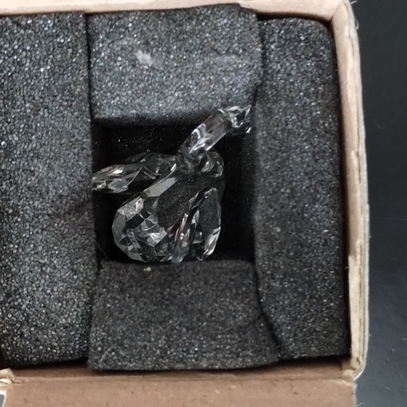 Crystal Small Swan 1.5" clear - Picture 10 of 10